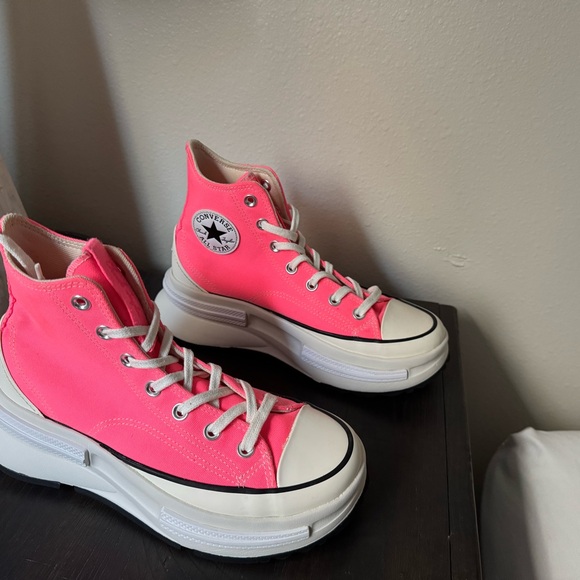 Converse Women's Neon Pink Platform Sneakers 7.5 - Picture 5 of 8